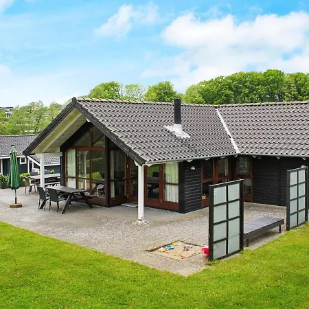 Holiday home 8 Person Holiday In Aabenraa *